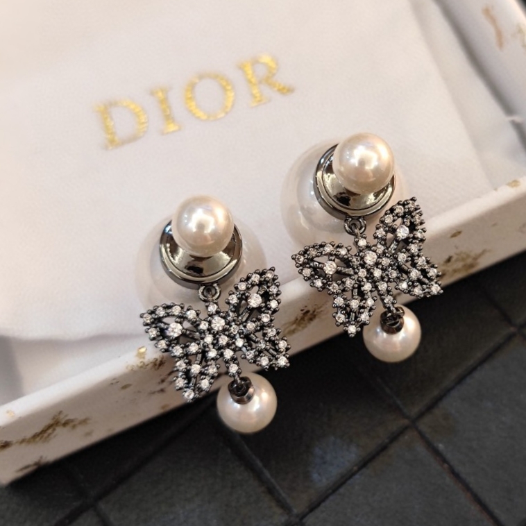 Christian Dior Earrings